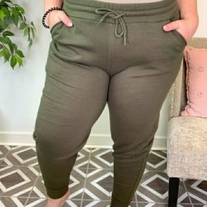 NWOT Zenana 1X joggers dark olive